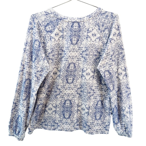 PJ SALVAGE Long Sleeve & Jogger Pajama Set • Large • blue white geometric print - Picture 4 of 11